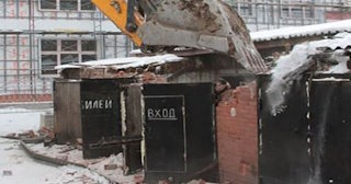 Снос гаража и вывоз мусора в Подольске - Быстро и качественно от Сварной-Пдл от 2077 рублей