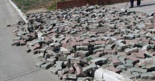Демонтаж тротуарной плитки Подольск, цена от 2959 руб.