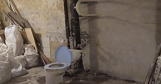 Демонтаж сантехкабины в панельном доме - цена от 1039 рублей | Сварной-Пдл